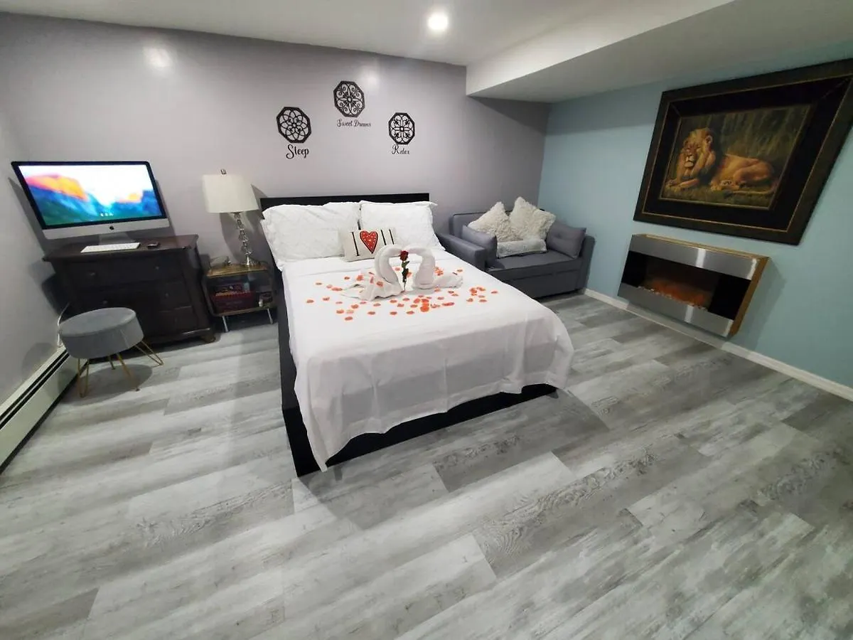 Lovely 2 Bedroom Apartment With 2 Entrance And Parking New York 0*,