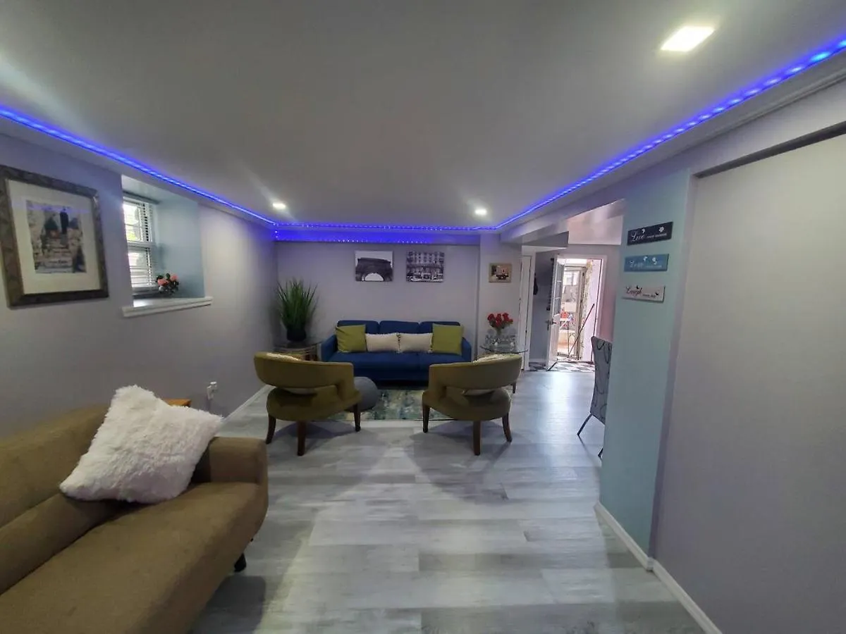 Lovely 2 Bedroom Apartment With 2 Entrance And Parking New York United States