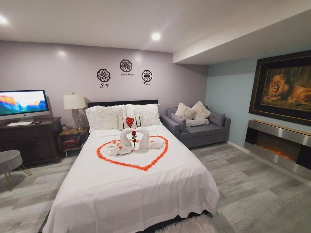 Lovely 2 Bedroom Apartment With 2 Entrance And Parking New York